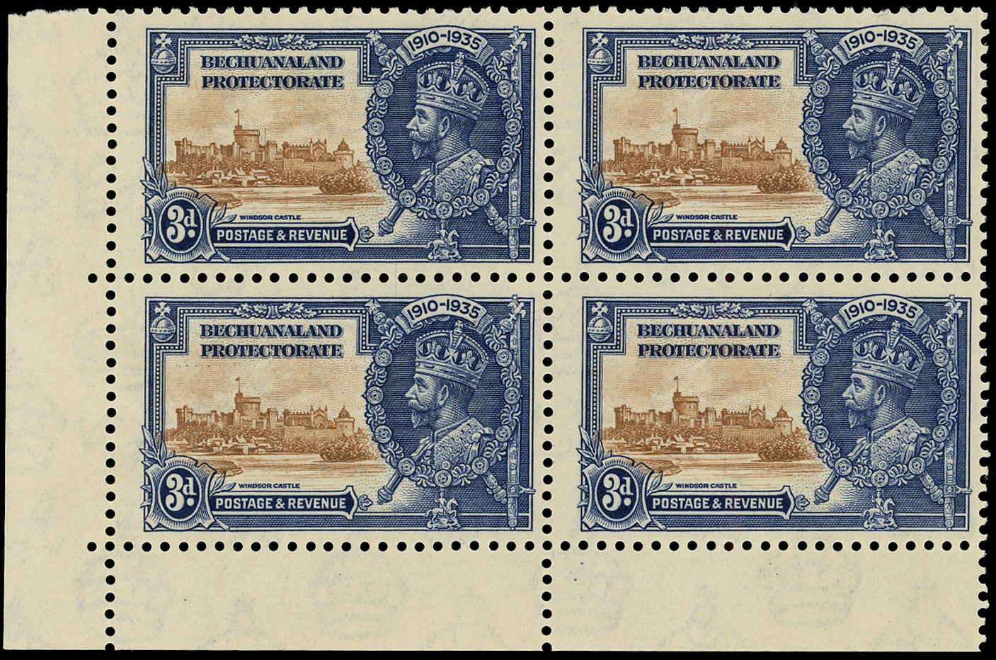 BECHUANALAND 1935  SG113a Mint Silver Jubilee 3d variety Extra flagstaff